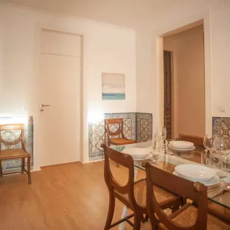 דירה My Fair - Bairro Alto Fine ליסבון
